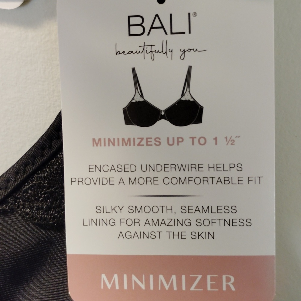 Bali Black Full Coverage Underwire Bra with Molded Cups - Picture 4 of 8